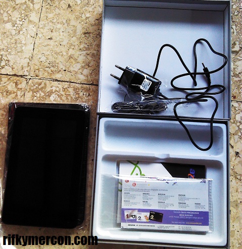 Unboxing Axioo Picopad 7 GGD 3G : Tablet Android ICS usb