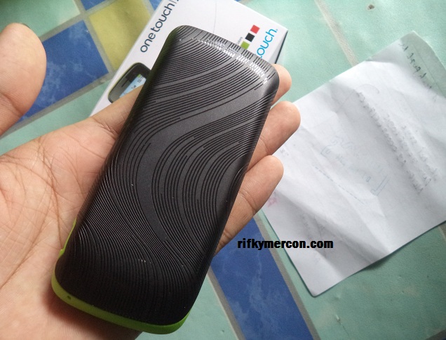Esia Airflash: Alcatel Onetouch 220c b